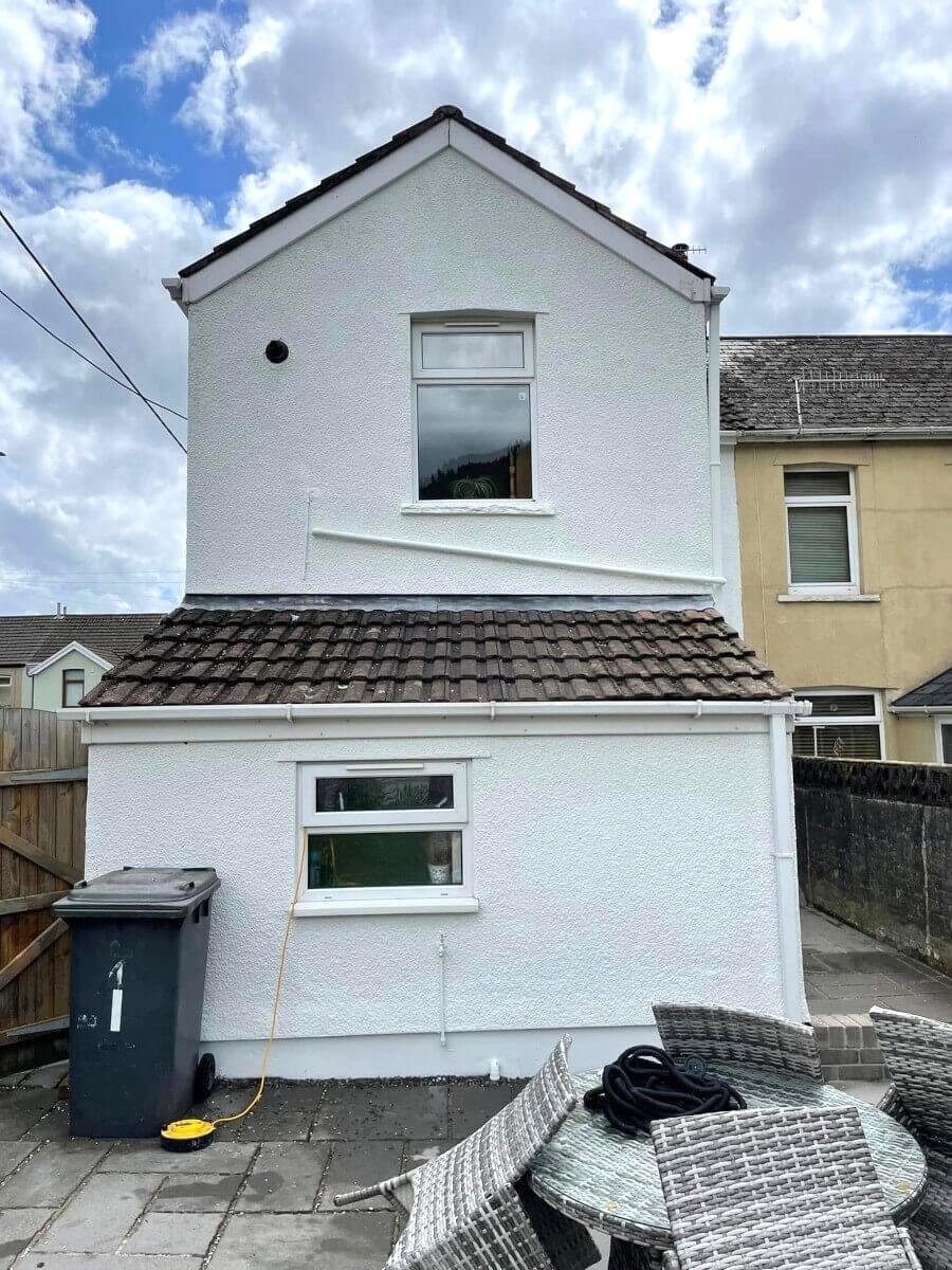 cardiff-terrace-exterior-painted-render-primrose-decor Painted render on Cardiff terrace exterior by Primrose Decor, painters and decorators in Pontcanna